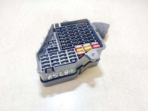 Used Fuse box Fuse box VW BORA I (1J2) 1.9 TDI (130 hp) 33099701 33099701