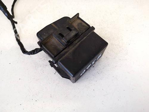 Used Fuse box VOLVO S80 II (124) D5 (185 hp) 32972396