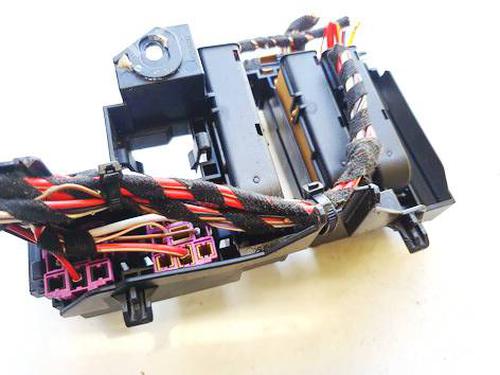 Fuse box AUDI A5 Convertible (8F7) 2.0 TDI | BP39062418E1 - Image 3
