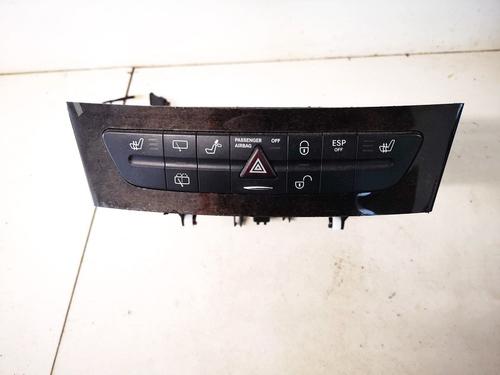 Used Warning switch Warning switch MERCEDES-BENZ E-CLASS (W211) E 270 CDI (211.016) (177 hp) 35534426 35534426