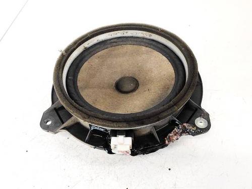 Used Speaker Speaker TOYOTA YARIS (_P9_) 1.4 D-4D (NLP90_, NLP90R) (90 hp) 32948658 32948658