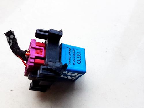 other-audi-a6-c5-4b2-4b4-1997-1998-1999-2000-2001-2002-2003-2004-2005-33526394 main image