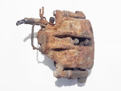 Used Right front brake caliper Right front brake caliper AUDI A4 B5 (8D2) 1.6 (100 hp) 35590412 35590412