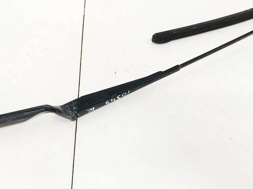 Used Front windshield wiper arm Front windshield wiper arm 32581089 32581089