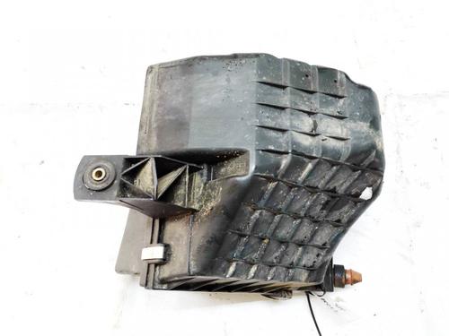 Used Air filter box Air filter box AUDI A4 B5 (8D2) 1.9 TDI (110 hp) 35646631 35646631
