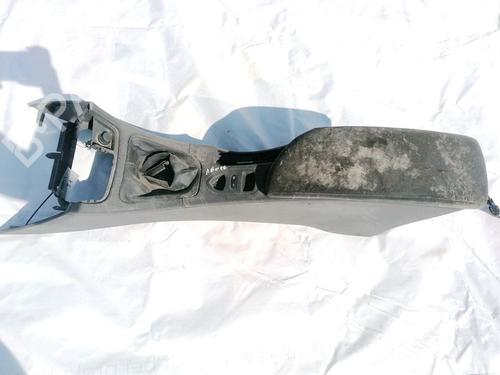 Used Armrest / Center console Armrest / Center console RENAULT LAGUNA II (BG0/1_) 1.8 16V (BG06, BG0J, BG0M) (116 hp) 35599679 35599679