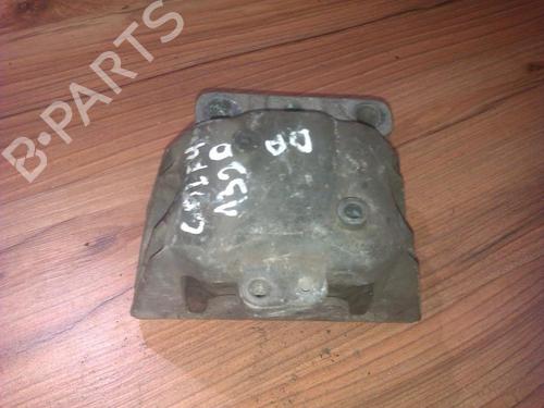 Used Engine mount Engine mount VW GOLF IV (1J1) 1.4 16V (75 hp) 33515138 33515138