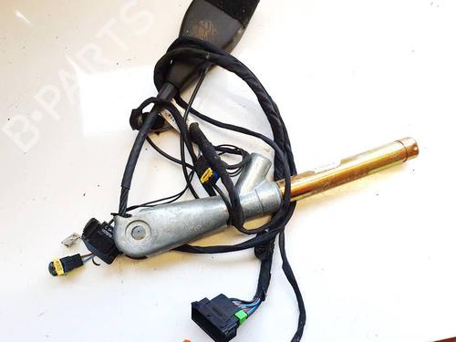Used Seat buckle Seat buckle 35233684 35233684