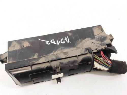 Used Fuse box Fuse box VW JETTA IV (162, 163, AV3, AV2) 2.5 (170 hp) 32955549 32955549
