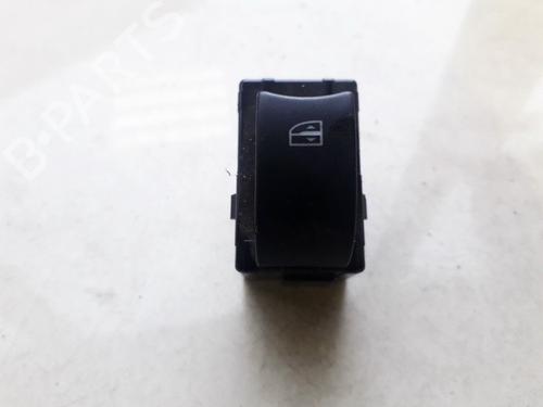 switch-renault-koleos-i-hy_-2008-33099286 main image