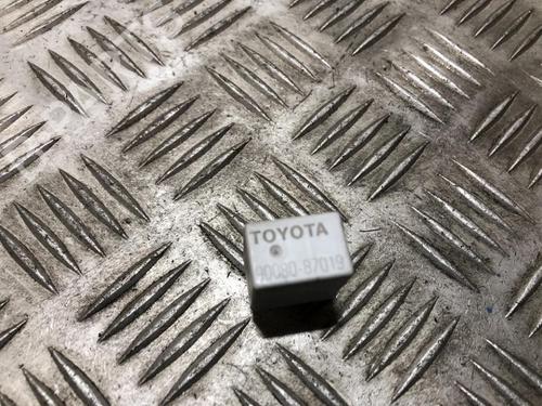 other-toyota-corolla-verso-_e12_-2001-2002-2003-2004-2005-2006-2007-33499532 main image