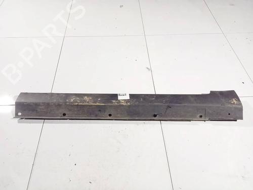 Used Right sideskirt Right sideskirt 35125710 35125710