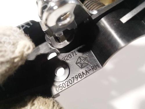 Front right interior door handle CHRYSLER GRAND VOYAGER V (RT) 3.3 | BP35066156I14 - Image 3