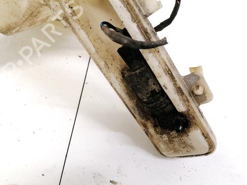 Used Washer pump Washer pump VW PASSAT B6 (3C2) 2.0 TDI (140 hp) 35461304 35461304