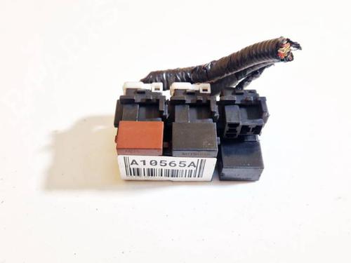 Used Fuse box Fuse box HONDA ACCORD VII Tourer (CM, CN) 2.2 i-CTDi (CN2) (140 hp) 32570116 32570116