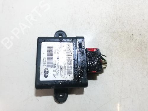 electronic-module-peugeot-607-9d-9u-2000-33516064 main image