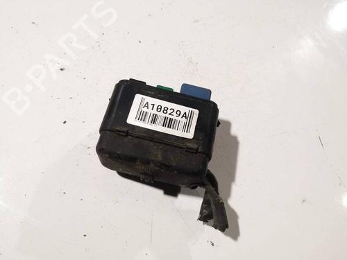 Used Fuse box Fuse box SUBARU TRIBECA (B9) 3.0 (WXE) (250 hp) 33730748 33730748