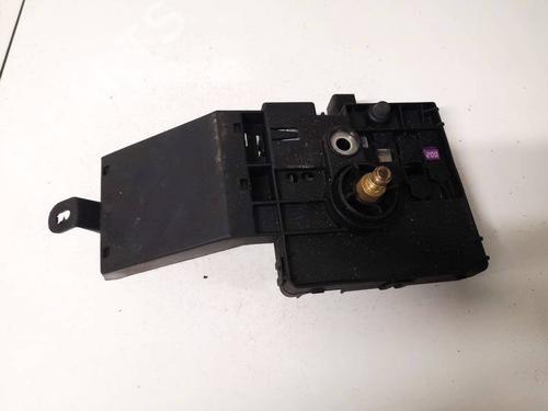 Used Fuse box MERCEDES-BENZ CLS (C219) CLS 320 CDI (219.322) (224 hp) 32621676