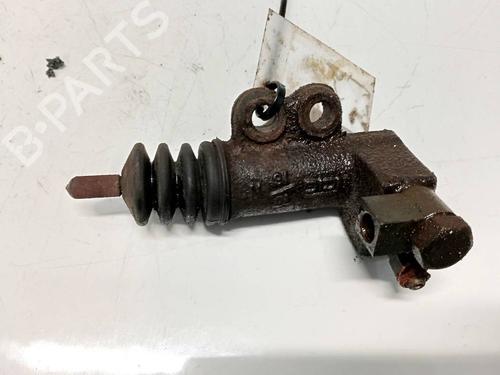 Used Clutch slave cylinder Clutch slave cylinder 34821902 34821902