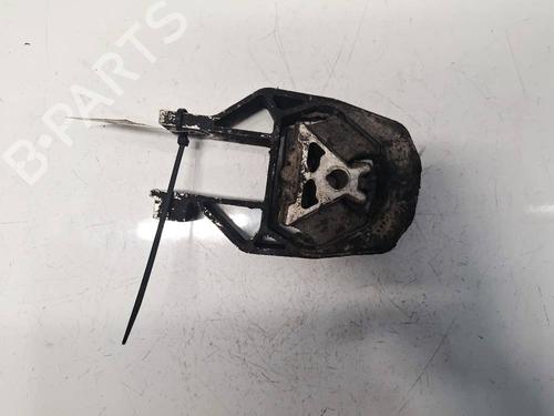engine-mount-yamaha-motorcycles-fjr-0-33712917 main image