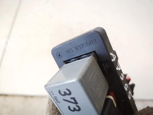 Fuse box SKODA OCTAVIA II (1Z3) 1.9 TDI | BP32907183E1 - Image 3
