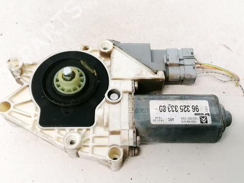 Used Right rear window motor Right rear window motor 35619597 35619597
