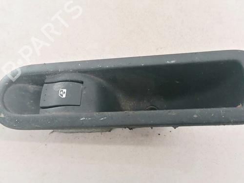 Used Switch Switch RENAULT SCÉNIC II (JM0/1_) 1.6 (JM0C, JM0J, JM1B) (113 hp) 33076179 33076179