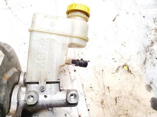 brake-master-cylinder-alfa-romeo-159-939_-2005-2006-2007-2008-2009-2010-2011-2012-35170349 main image
