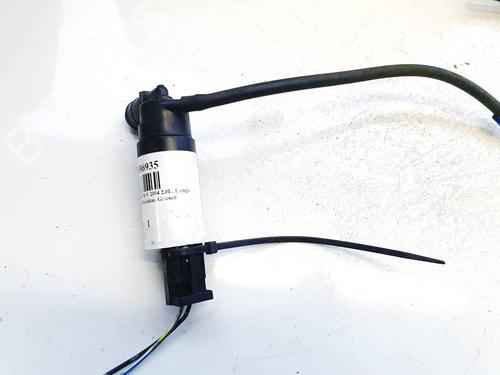 washer-pump-honda-cr-v-ii-rd_-2001-2002-2003-2004-2005-2006-2007-35838048 main image