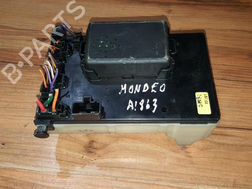 Used Fuse box Fuse box FORD MONDEO I (GBP) 2.0 i 16V (136 hp) 33501699 33501699