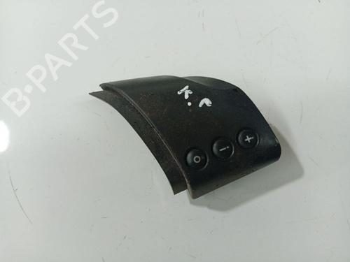 Used Steering wheel controls Steering wheel controls 34817700 34817700