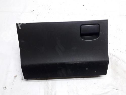 Used Glove box Glove box TOYOTA YARIS (_P9_) 1.4 D-4D (NLP90_, NLP90R) (90 hp) 35849288 35849288