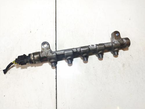 Used Injection rail Injection rail HYUNDAI i30 Estate (FD) 1.6 CRDi (116 hp) 35488760 35488760
