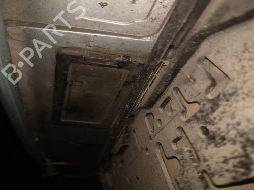 licence-plate-light-renault-espace-iv-jk01_-2002-35335341 main image