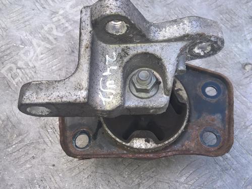 Used Engine mount Engine mount MITSUBISHI COLT VI (Z3_A, Z2_A) 1.3 (Z21A) (92 hp) 33531353 33531353