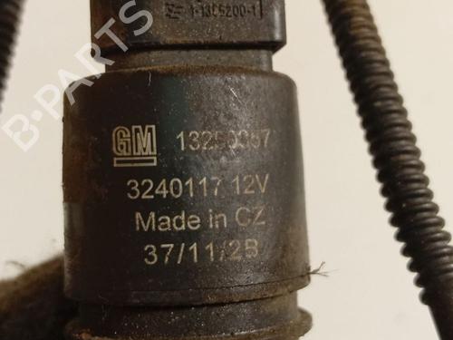 Washer pump OPEL MERIVA B MPV (S10) 1.3 CDTI (75) | BP37654761E24 - Image 4
