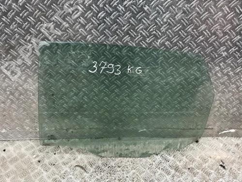 Used Rear left door window Rear left door window 35693989 35693989