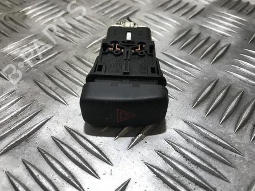 Used Warning switch Warning switch MAZDA 626 V (GF) 1.8 (GF8P) (100 hp) 35673204 35673204