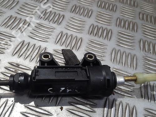 Used Clutch slave cylinder Clutch slave cylinder BMW 1 (E87) 116 i (115 hp) 35703446 35703446