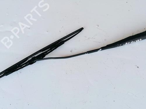 front-windshield-wiper-arm-hyundai-elantra-iii-xd-2000-2001-2002-2003-2004-2005-2006-33076394 main image
