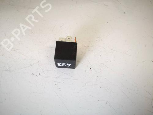 Used Electronic sensor Electronic sensor 32581555 32581555