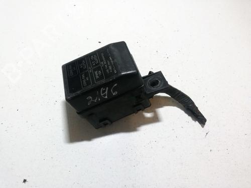 Used Fuse box Fuse box MITSUBISHI CARISMA (DA_) 1.6 (DA1A) (90 hp) 33507717 33507717