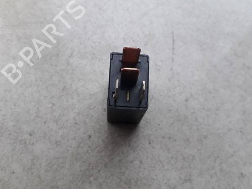Electronic sensor SUBARU LEGACY III (BE) 2.0 AWD (BE5) | BP33518010M84 - Image 2