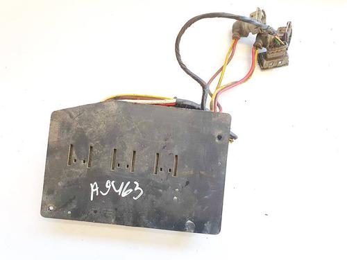 Used Fuse box Fuse box CITROËN XSARA PICASSO (N68) 1.8 16V (115 hp) 32957484 32957484