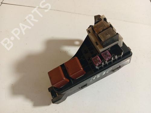 Fuse box TOYOTA COROLLA (_E12_) 2.0 D-4D (CDE120R, CDE120L_) | BP37227327E1 - Image 2