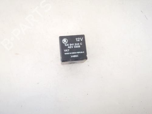 Used Electronic sensor Electronic sensor SKODA OCTAVIA I (1U2) 1.9 TDI (110 hp) 33076449 33076449