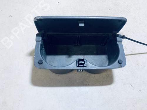 Koppholder/Gjenstandsholder Koppholder/Gjenstandsholder HONDA ACCORD V (CC, CD) 2.0 i S (CD4) (131 hp) 35583321 35583321
