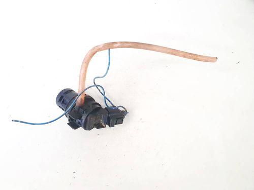 Used Washer pump Washer pump TOYOTA RAV 4 II (_A2_) 2.0 D 4WD (CLA20_, CLA21_, CLA20R, CLA21R) (116 hp) 35381826 35381826