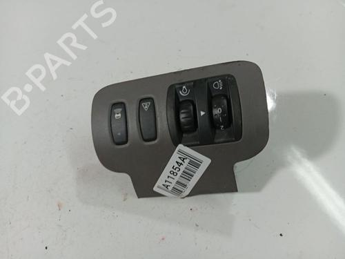 Used Switch Switch RENAULT SCÉNIC II (JM0/1_) 1.9 dCi (JM14) (131 hp) 40276260 40276260