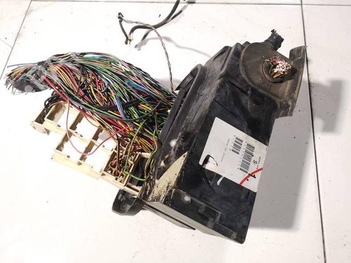 Used Fuse box Fuse box 32569413 32569413